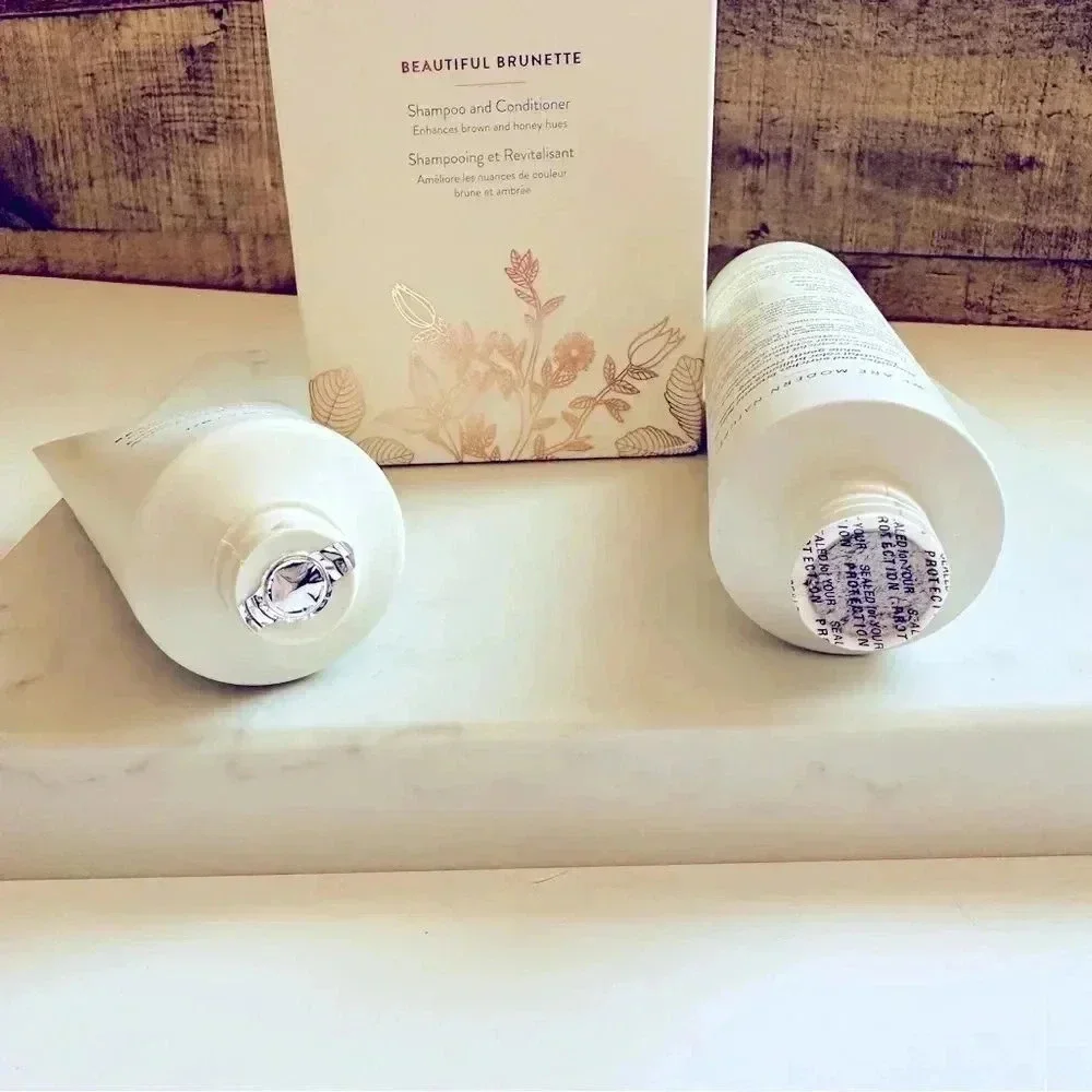 NIB Sealed Monat Colour Enhance Brunette Shampoo & Conditioner Set